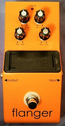 Pedals Module Starcaster Flanger from Fender