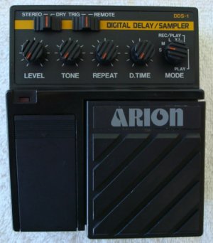 Pedals Module Digital Delay / Sampler from Arion