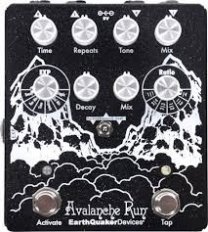 Earthquaker Devices Avalanche Run v2 Stereo Delay and Reverb CME Exclusive Black/White